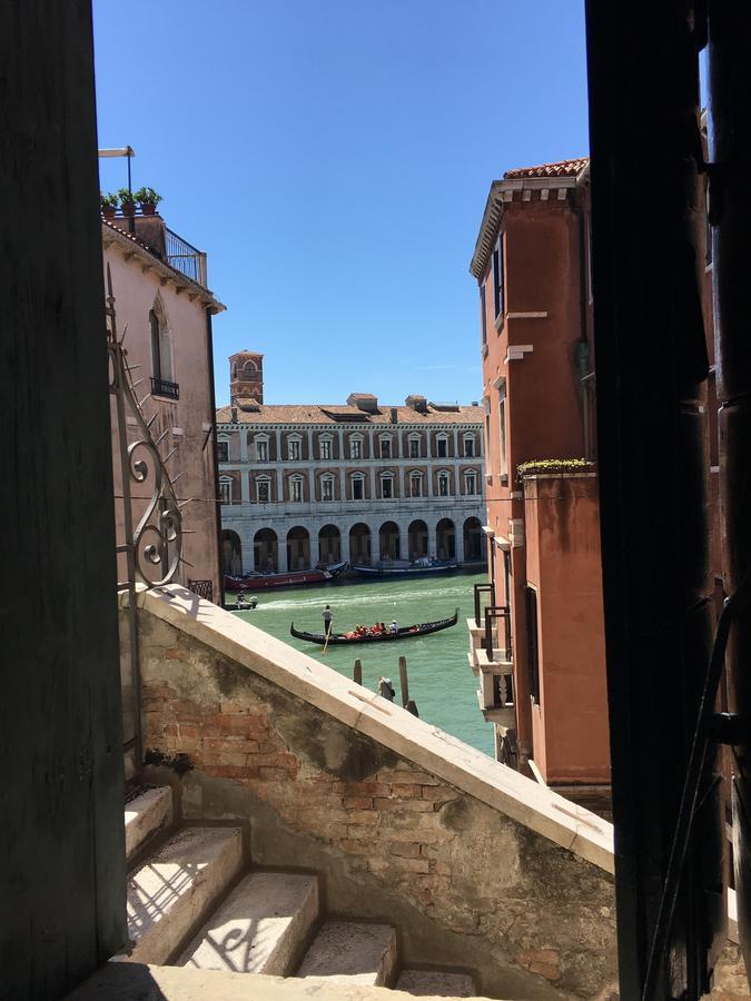 Palazzo Lion Morosini - Check In Presso Ai Santi Apostoli Venetië