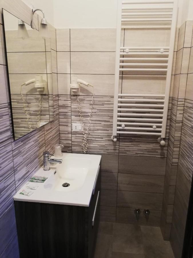 Palazzo Lion Morosini - Check In Presso Ai Santi Apostoli Pensión 3*